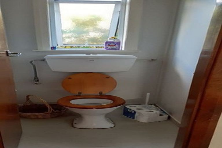 Photo of property in 6 Achilles Street, Stratford, 4332