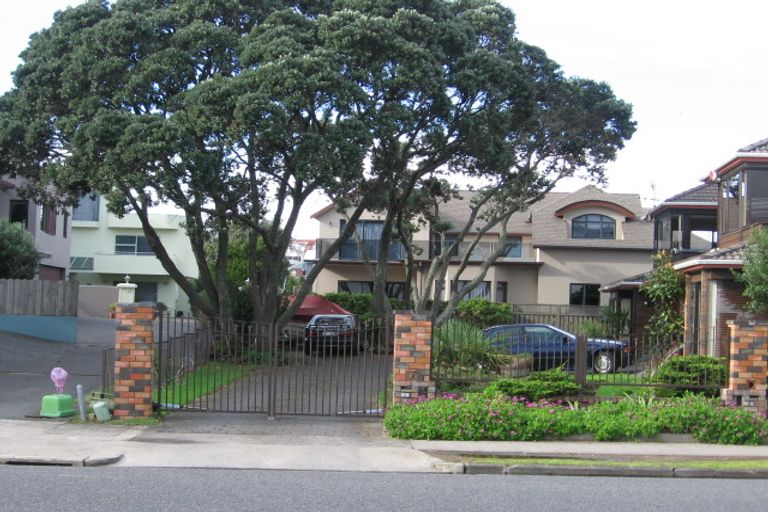 Photo of property in 2/28a The Parade, Bucklands Beach, Auckland, 2012