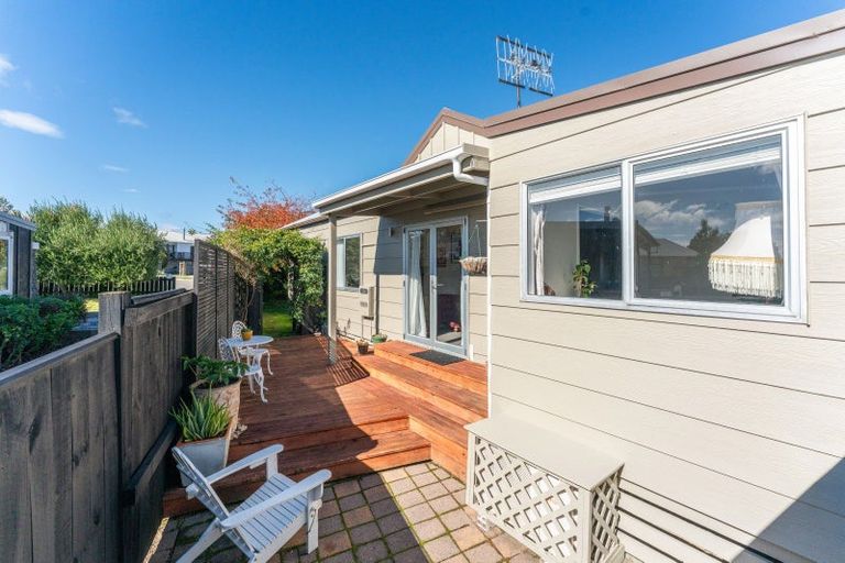 Photo of property in 18 Ward Place, Richmond Heights, Taupo, 3330