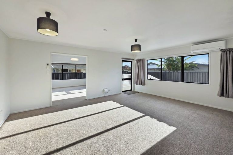 Photo of property in 502a Grove Road, Mayfair, Hastings, 4122