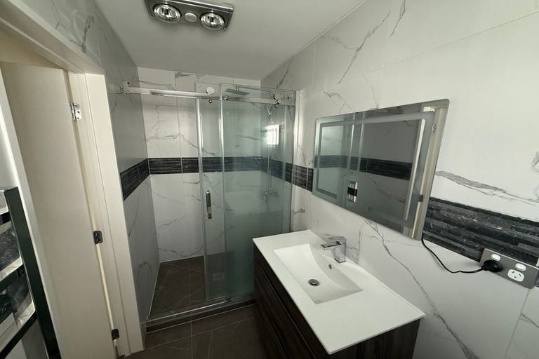 Photo of property in 8 Tiraumea Drive, Pakuranga, Auckland, 2010