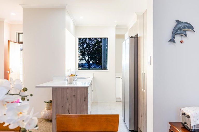 Photo of property in 34 Squadron Drive, Hobsonville, Auckland, 0616