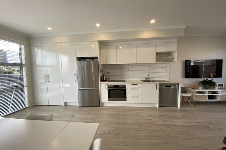 Photo of property in 20 Rangihina Road, Hobsonville, Auckland, 0616