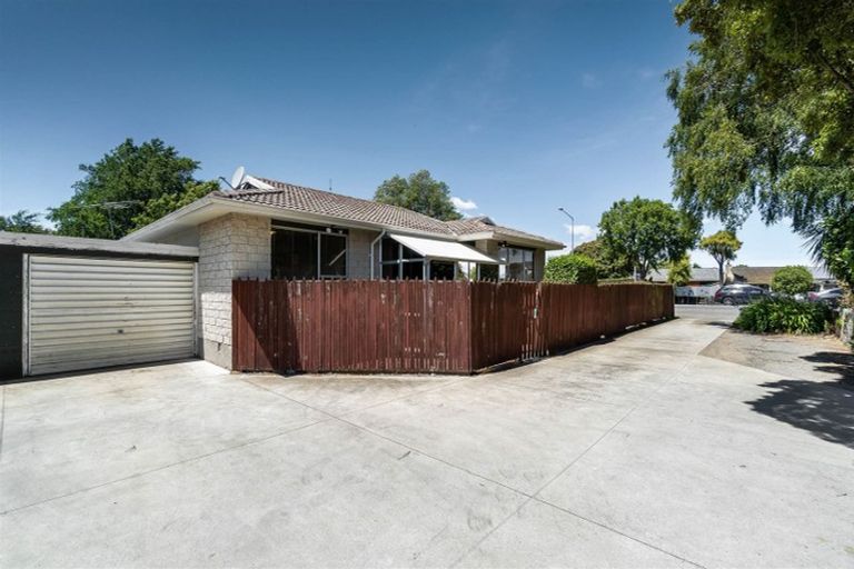 Photo of property in 1/456 Main South Road, Hornby, Christchurch, 8042