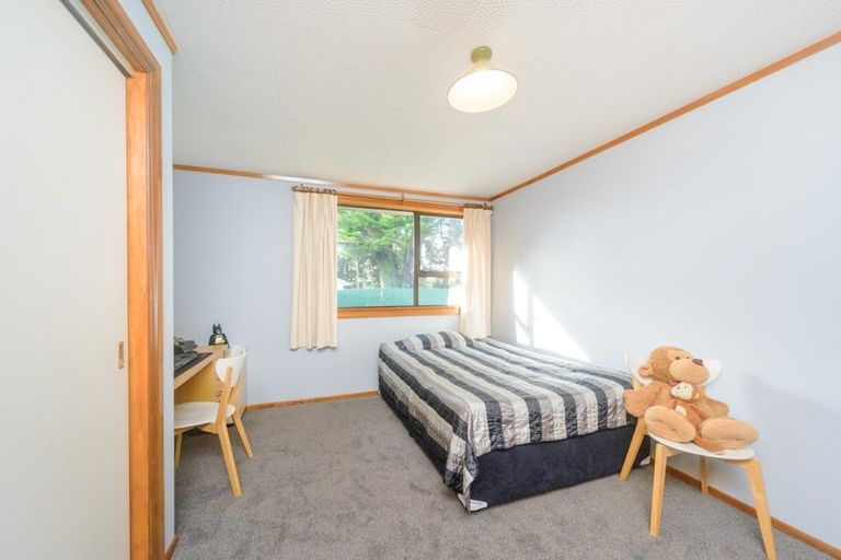 Photo of property in 14a York Place, Awapuni, Palmerston North, 4412