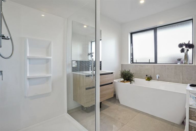 Photo of property in 21 Goldie Drive, Rangiora, 7400