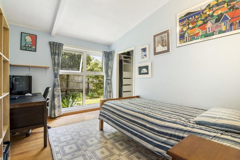 Photo of property in 94 Saddleback Rise, Murrays Bay, Auckland, 0630