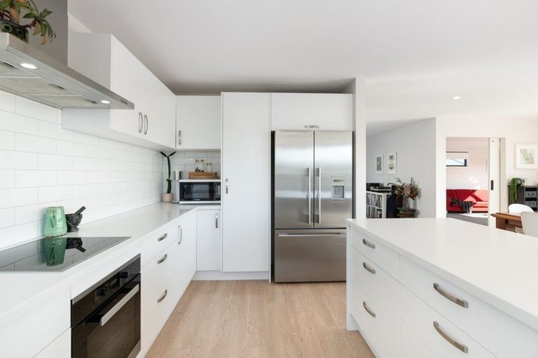 Photo of property in 2 Pimelea Street, Papamoa Beach, Papamoa, 3118