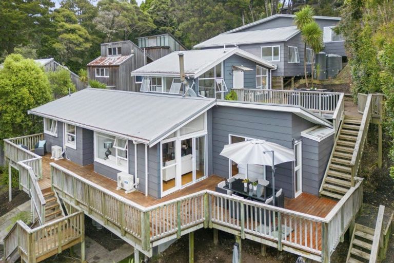 Photo of property in 21 Berne Place, Birkenhead, Auckland, 0626