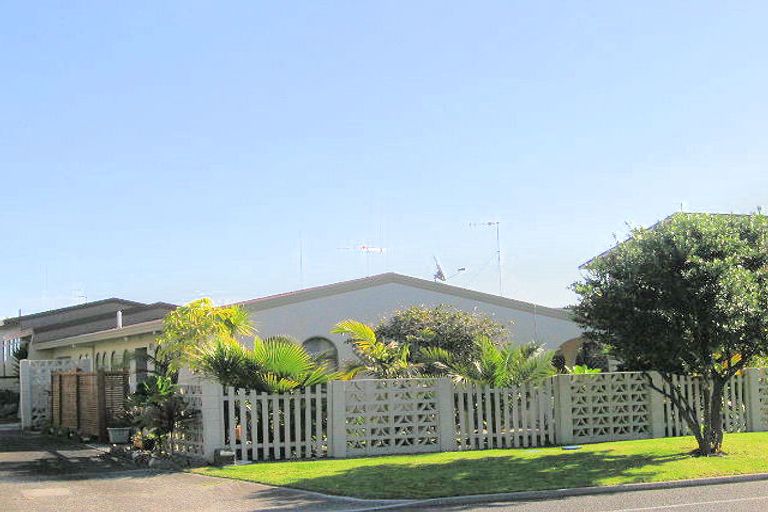 Photo of property in 268a Oceanbeach Road, Mount Maunganui, 3116