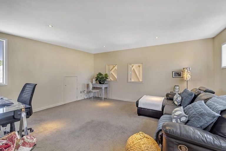 Photo of property in 32a Jeffreys Road, Fendalton, Christchurch, 8052