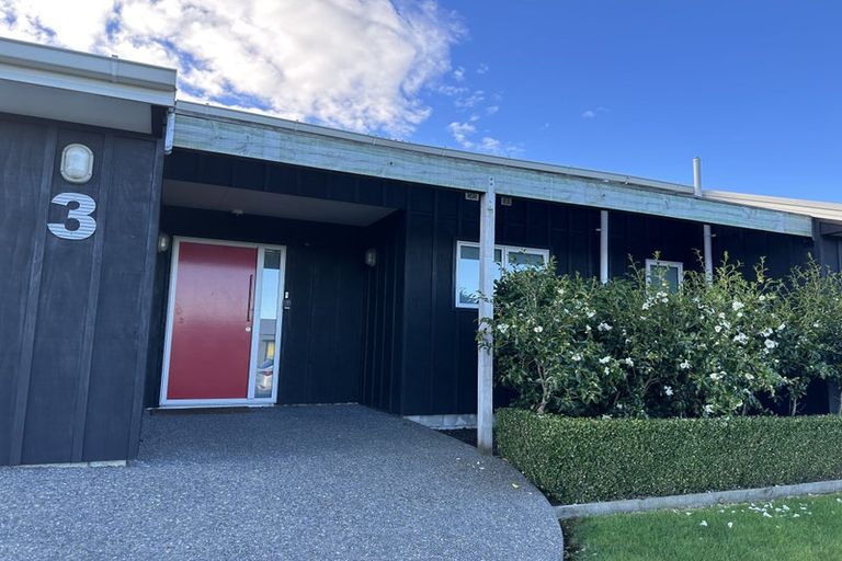 Photo of property in 3 Highgrove Place, Waipukurau, 4200