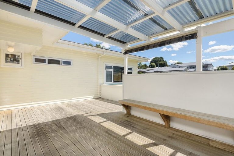 Photo of property in 40 Oxford Street, Te Puke, 3119