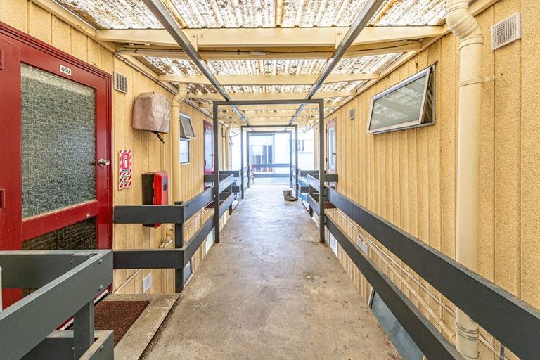 Photo of property in 1 Hurworth Place, College Estate, Whanganui, 4500