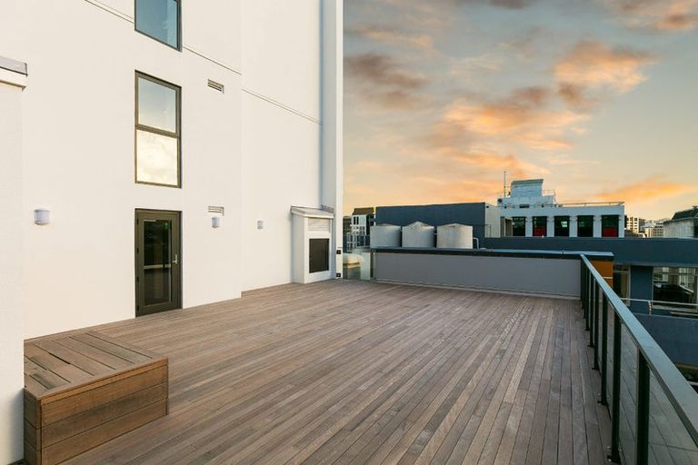 Photo of property in Frame Apartments, 904/111u Molesworth Street, Thorndon, Wellington, 6011