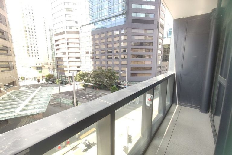 Photo of property in 10 Jubaea Place, Henderson, Auckland, 0610