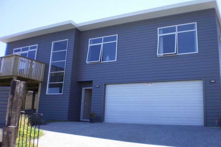 Photo of property in 47a Mazengarb Road, Paraparaumu Beach, Paraparaumu, 5032
