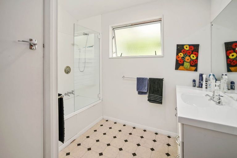 Photo of property in 16 Isel Place, Stoke, Nelson, 7011