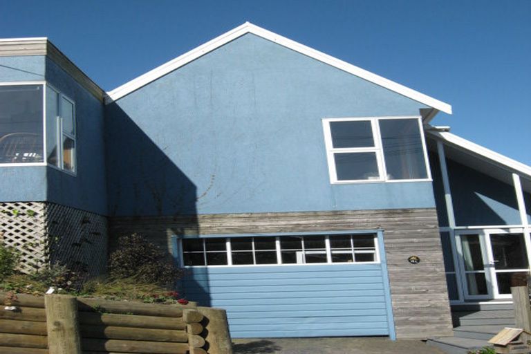 Photo of property in 8 Bridle Path, Lyttelton, 8082