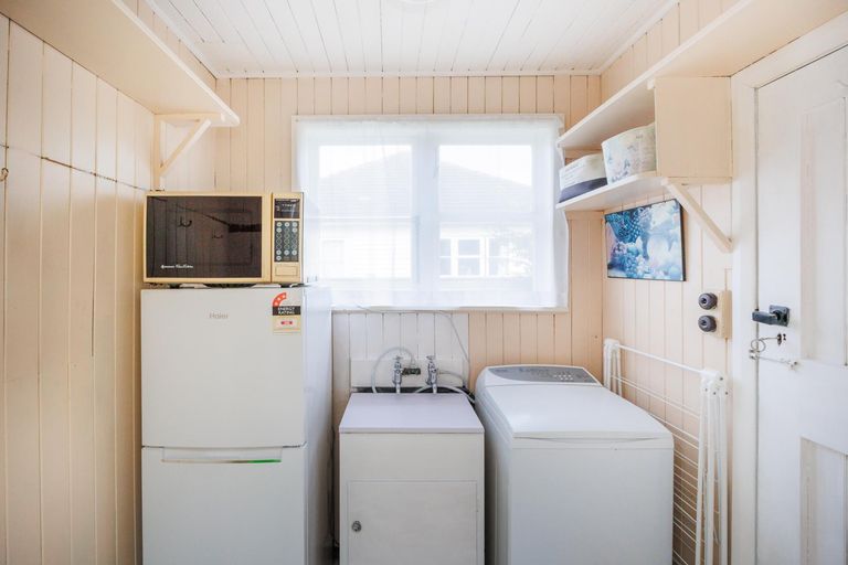 Photo of property in 182 Vogel Street, Roslyn, Palmerston North, 4414