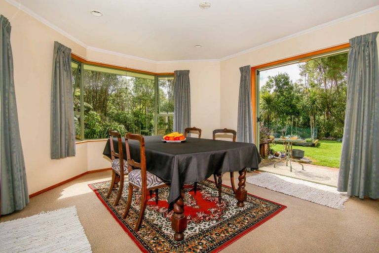 Photo of property in 37 Kew Road, Westport, 7825