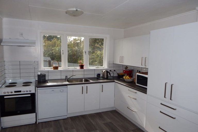 Photo of property in 1 Oaklea Avenue, Marton, 4710