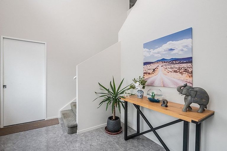 Photo of property in 61b Mauldeth Terrace, Churton Park, Wellington, 6037