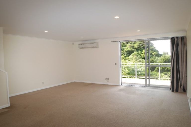 Photo of property in 3/27 The Rigi, Northland, Wellington, 6012