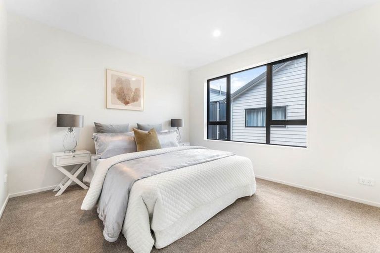 Photo of property in 1/45 Smythe Road, Henderson, Auckland, 0612