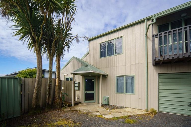 Photo of property in 4/15 Lyon Street, Frankton, Hamilton, 3204