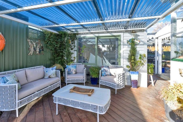 Photo of property in 33 Penfold Square, Leithfield, 7481