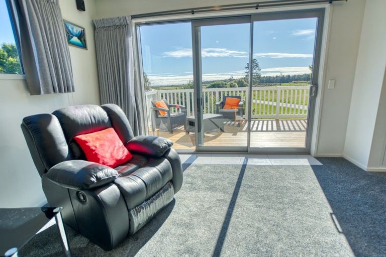 Photo of property in 91 Beach Road, Kakapotahi, Ross, 7885