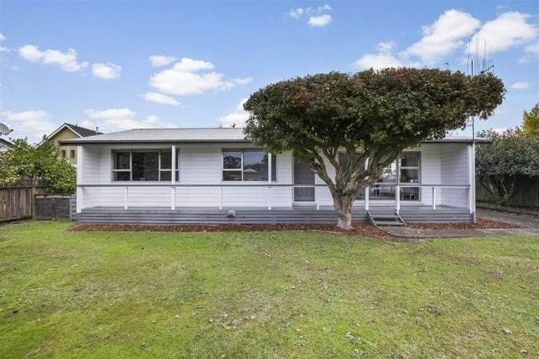 Photo of property in 33 Morrinsville Road, Hillcrest, Hamilton, 3216