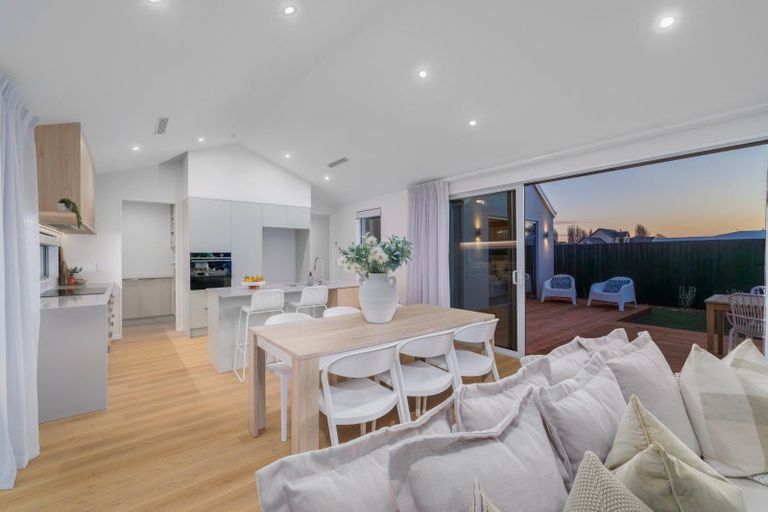 Photo of property in 43 Georgina Street, Marshland, Christchurch, 8083