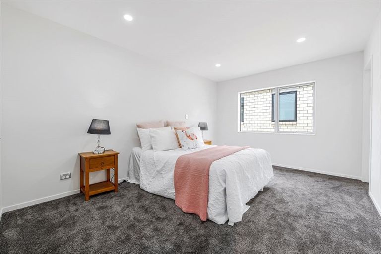 Photo of property in 1 Elevation Street, Flat Bush, Auckland, 2019