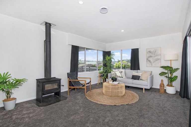 Photo of property in 25 Te Anau Place, Tikipunga, Whangarei, 0112