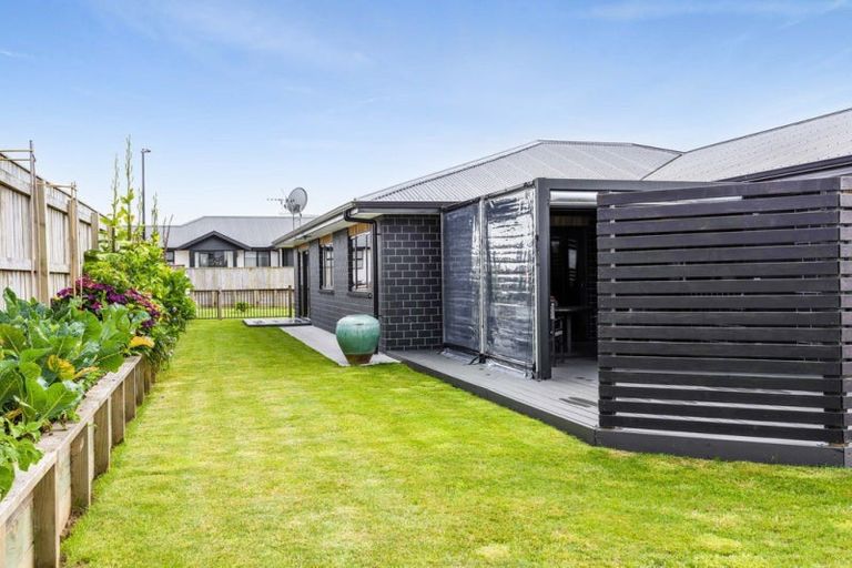 Photo of property in 4 Bianca Crescent, Stratford, 4332