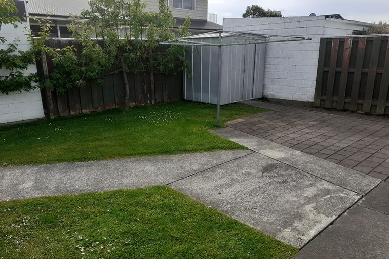 Photo of property in 2/20 Prossers Road, Saint Martins, Christchurch, 8022
