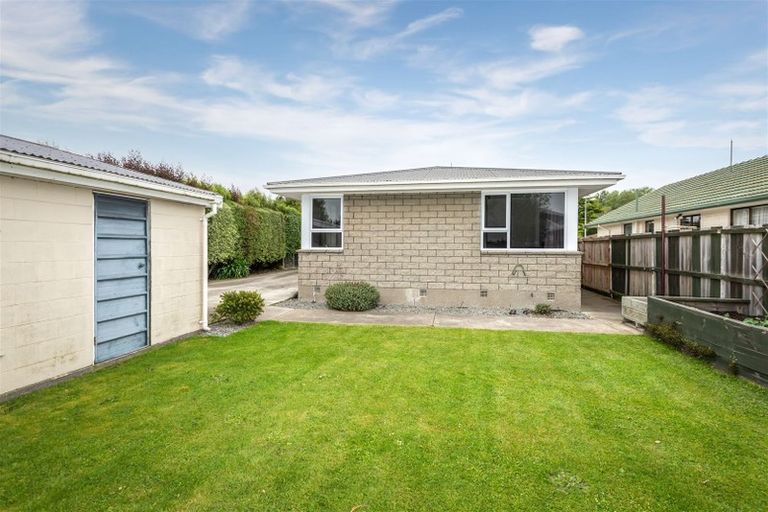 Photo of property in 13 Ruakaka Street, Hornby, Christchurch, 8042