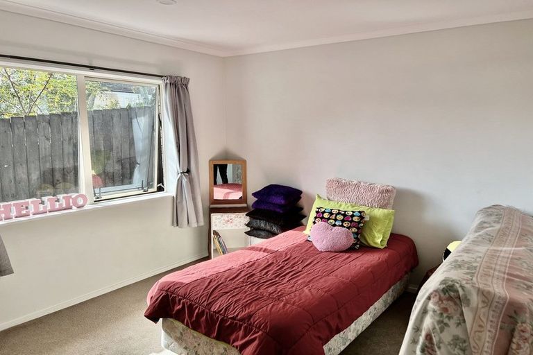 Photo of property in 12 Prado Drive, Pukekohe, 2120