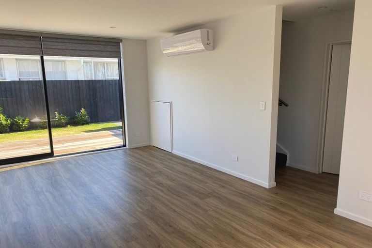 Photo of property in 2/515 Worcester Street, Linwood, Christchurch, 8011