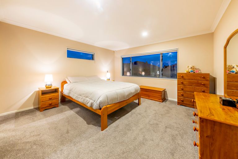 Photo of property in 13 Dunaff Place, Flat Bush, Auckland, 2019