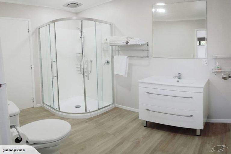 Photo of property in 98 Glenpark Avenue, Frankleigh Park, New Plymouth, 4310