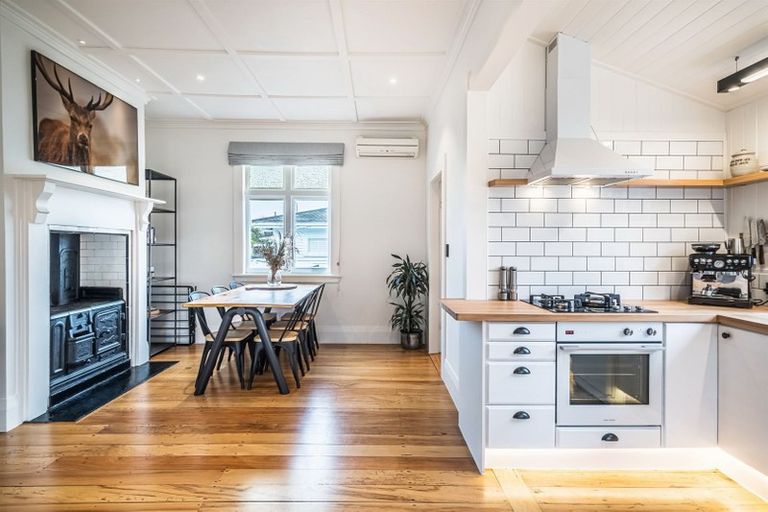 Photo of property in 1/134 Birkenhead Avenue, Birkenhead, Auckland, 0626