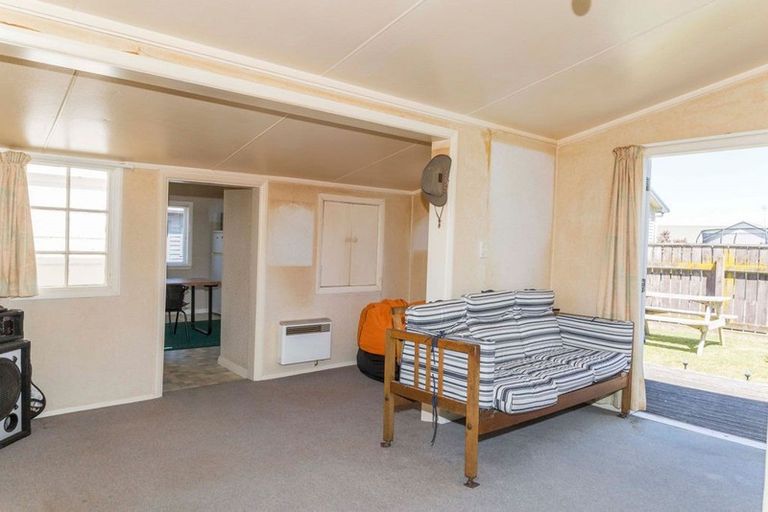 Photo of property in 27 Smith Street, Dannevirke, 4930