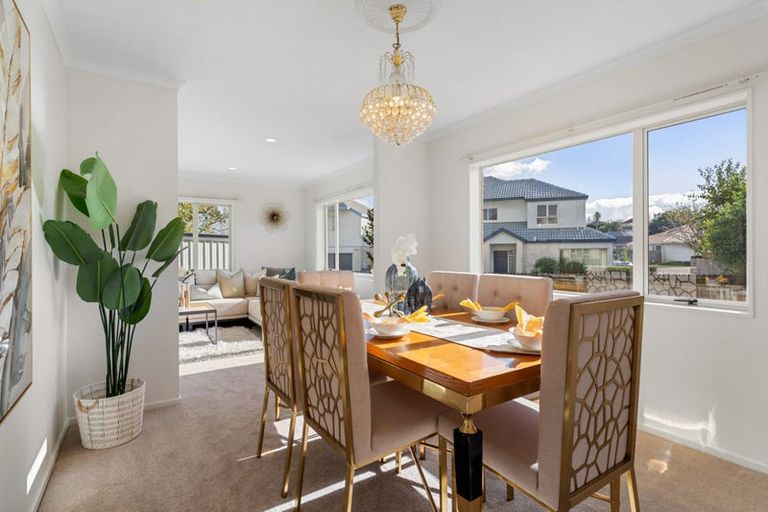Photo of property in 81a Meadowland Drive, Somerville, Auckland, 2014