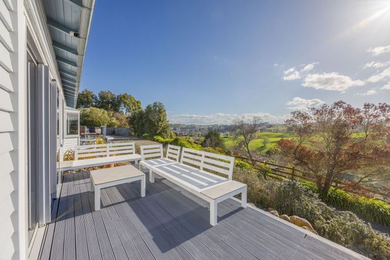 Photo of property in 89 Tiffen Lane, Waipawa, 4210