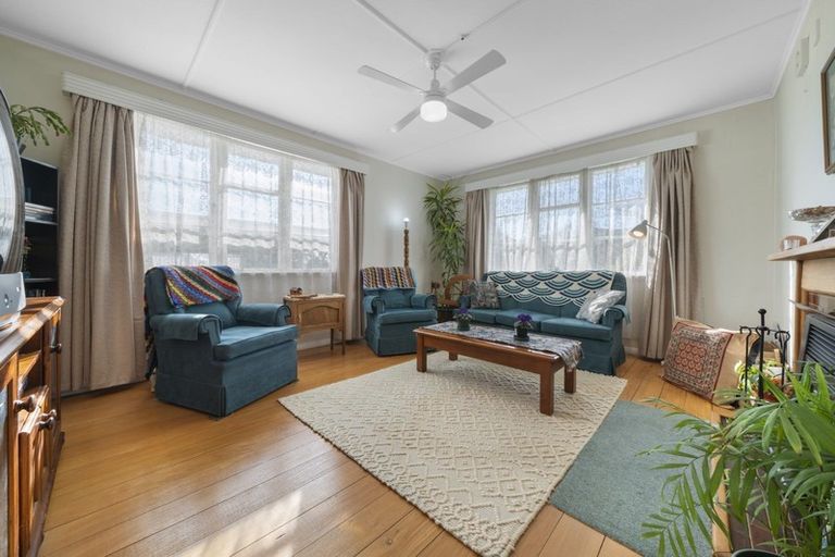 Photo of property in 18 Moheke Avenue, Roslyn, Palmerston North, 4414