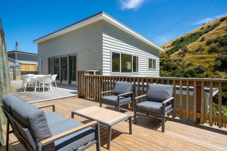 Photo of property in 34 Cheetwood Street, Churton Park, Wellington, 6037