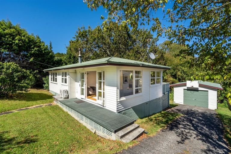 Photo of property in 132 Lancaster Road, Beach Haven, Auckland, 0626